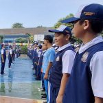 Latihan Peraturan Baris Berbaris Siswa SMP Hang Tuah 3